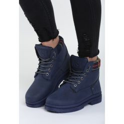 Granatowe Traperki Madness Trapper. Traperki marki Born2be. Za 89.99 zł.