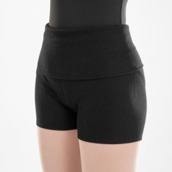 Spodenki do tańca na rozgrzewkę damskie i dla dzieci Starever. Czarne szorty STAREVER, bez wzorów, z elastanu, sportowe. Za 69.99 zł.