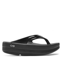 Japonki OOfos. Czarne japonki oofos, bez wzorów. Za 259.99 zł.