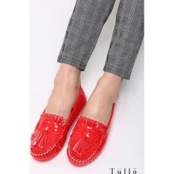 Czerwone Mokasyny Carnation. Mokasyny marki Born2be. Za 39.99 zł.