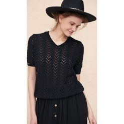 Bluzka Damska Atrix BS Czarny. Czarne bluzki blue shadow, w ażurowe wzory, z bawełny, bez kołnierzyka, bez ramiączek. Za 219.90 zł.