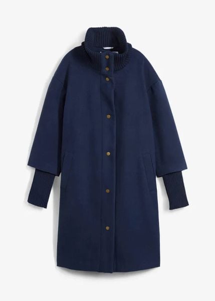 Krótki płaszcz z materiału w optyce wełny. Niebieskie płaszcze bonprix, bez wzorów, z wełny, bez kaptura. Za 329.99 zł.