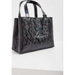 Torebka ARMANI EXCHANGE. Czarne torebki klasyczne Armani Exchange, bez wzorów, z tłoczeniem, bez dodatków. Za 529.00 zł.