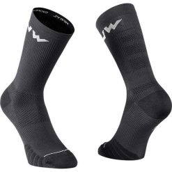 Skarpety rowerowe NORTHWAVE EXTREME PRO Sock czarno szare. Szare skarpetki Northwave, bez wzorów. W wyprzedaży za 48.00 zł.