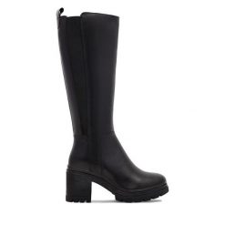 Kozaki Lasocki. Czarne kozaki Lasocki, bez wzorów, bez obcasa, na słupku, bez zapięcia. Za 257.99 zł.