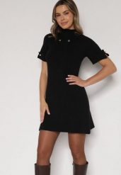 Czarna Sweterkowa Sukienka Trapezowa Ozdobiona Aplikacjami i Perełkami Iletusa. Czarne sukienki Born2be, do pracy, l, z aplikacjami, z dzianiny, biznesowe, bez kołnierzyka, bez ramiączek, midi, proste. Za 79.99 zł.