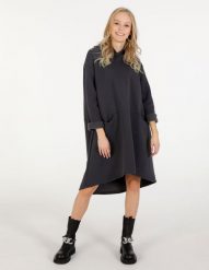 Luźna sukienka z bawełny. Szare sukienki Unisono, m, bez wzorów, z bawełny, bez kołnierzyka, bez ramiączek. Za 159.00 zł.