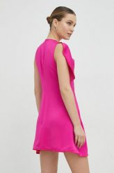 Victoria Beckham sukienka kolor różowy mini prosta. Czerwone sukienki VICTORIA BECKHAM, na co dzień, bez wzorów, z tkaniny, bez kołnierzyka, bez ramiączek, mini, proste. Za 4,179.90 zł.