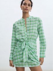 Mango Sukienka koszulowa Ane 77082922 Zielony Regular Fit. Zielone sukienki Mango, xl, bez wzorów, z bawełny, bez kołnierzyka, bez ramiączek, koszulowe. Za 75.99 zł.