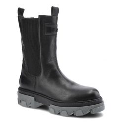 Czarne Botki Nessi Damskie Wygodne Buty Jesienne. Czarne botki Nessi, z aplikacjami, z gumy, eleganckie, przed kolano, bez obcasa, bez zapięcia. Za 349.00 zł.
