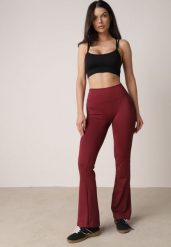 Bordowe Legginsy Typu Dzwony z Wysokim Stanem Orralise. Czerwone legginsy Born2be, bez wzorów, z jeansu. Za 79.99 zł.