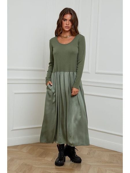 L'armoire de Suzette Sukienka w kolorze khaki rozmiar: 34/36. Brązowe sukienki L'armoire de Suzette, l, bez wzorów, z wiskozy, klasyczne, bez kołnierzyka, bez ramiączek, maxi. Za 130.81 zł.