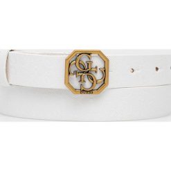 Guess pasek damski kolor biały. Białe paski Guess, z aplikacjami. Za 249.99 zł.