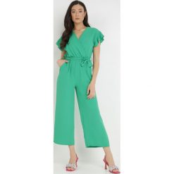 Zielony Kombinezon Asoousa. Zielone kombinezony Born2be, s, bez wzorów, z materiału, eleganckie, bez kołnierzyka, bez ramiączek, długie. W wyprzedaży za 77.99 zł.