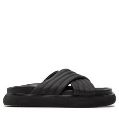 Klapki Inuovo. Czarne klapki Inuovo, bez wzorów, bez obcasa, bez zapięcia. Za 309.99 zł.