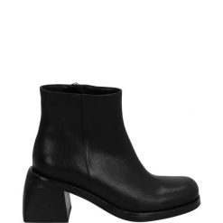 BOTKI DAMSKIE SP155 MATRI NERO. Botki Venezia, bez wzorów, ze skóry, bez obcasa, bez zapięcia. Za 399.00 zł.