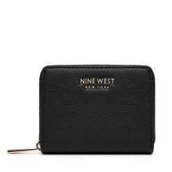 Portfel Nine West. Czarne portfele Nine West, bez wzorów. Za 69.99 zł.