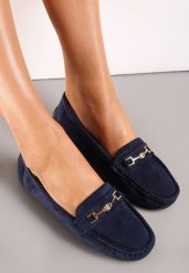 Granatowe Mokasyny z Cholewką przed Kostkę z Przeszyciami i Ozdobnym Paskiem Alydora. Niebieskie mokasyny Renee, bez wzorów. Za 69.99 zł.
