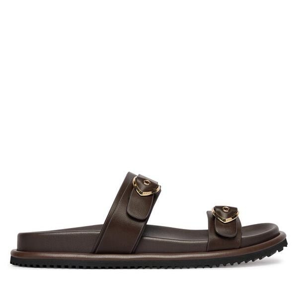 Klapki Blauer. Brązowe klapki Blauer, bez wzorów, bez obcasa, bez zapięcia. Za 559.99 zł.