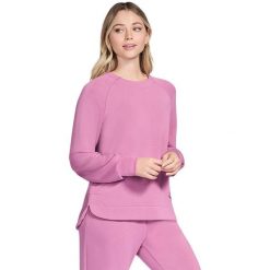 Bluzka Damska Skechers SKECHLUXE Elevate Crewneck. Czerwone bluzki Skechers, bez wzorów, z jedwabiu, bez kołnierzyka, bez ramiączek. Za 390.00 zł.