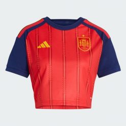 Koszulka domowa o skróconym kroju Hiszpania 26. Czerwone t-shirty sportowe adidas, l, bez wzorów, z materiału, bez ramiączek, do piłki nożnej, climacool (adidas). Za 439.00 zł.