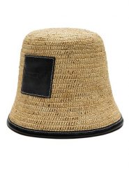 JACQUEMUS Kapelusz Cappello 245AC642 Beżowy. Brązowe kapelusze JACQUEMUS, bez wzorów, z materiału. Za 1,189.00 zł.