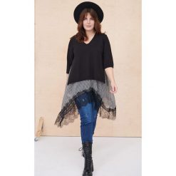 Sukienka / Tunika Islandia Plus Size Czarny/ Pepitka. Czarne sukienki blue shadow, plus size, bez wzorów, z dzianiny, bez kołnierzyka, plus size, bez ramiączek. Za 339.90 zł.