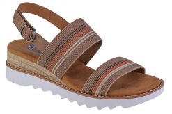 Sandały Skechers Model Desert Kiss H Kolor Brązowy. Brązowe sandały Skechers, bez wzorów, z materiału, sportowe, bez obcasa, bez zapięcia. Za 259.99 zł.