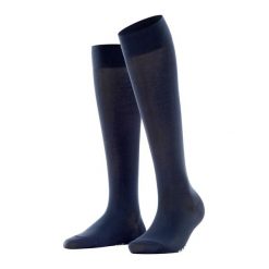 Skarpetki 3/4 bawełniane damskie Falke Touch. Niebieskie skarpetki Falke, bez wzorów, z bawełny. Za 139.00 zł.