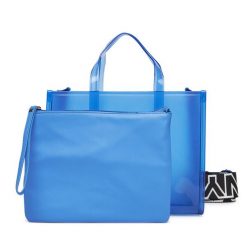 Torebka DKNY. Niebieskie torebki klasyczne DKNY, bez wzorów, klasyczne, bez dodatków. Za 269.99 zł.