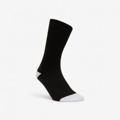 Skarpety do piłki ręcznej Kipsta H500 MID 1 para. Białe skarpetki KIPSTA, bez wzorów, z bawełny. Za 29.99 zł.