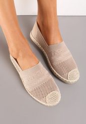 Ciemnobeżowe Espadryle z Plecioną Cholewką przed Kostkę Mokosa. Brązowe espadryle Renee, z aplikacjami, boho, bez obcasa, na płaskiej podeszwie. W wyprzedaży za 35.99 zł.