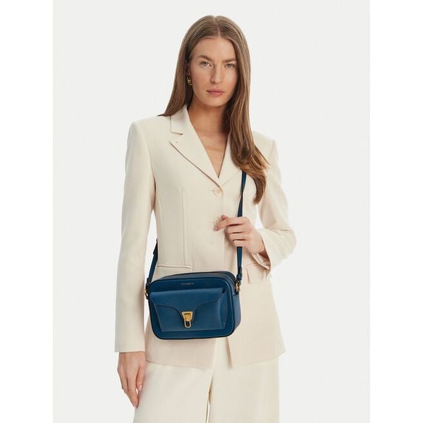 Torebka Coccinelle. Niebieskie listonoszki Coccinelle, bez wzorów, bez dodatków. Za 1,249.00 zł.