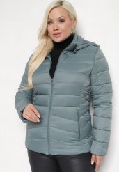 Ciemnozielona Kurtka z Odpinanym Kapturem Ozdobiona Pikowaniem Etinitha. Zielone kurtki Born2be, xl, bez wzorów, z materiału. W wyprzedaży za 132.99 zł.