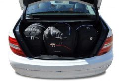 Torby Do Bagażnika Mercedes-Benz C Limousine 2006-2014 4Szt Kjust. Czarne torby podróżne KJUST, bez wzorów, z kauczuku. Za 1,233.00 zł.