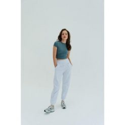 Koszulka treningowa do jogi Moonholi Timeless z krótkim rękawem. Szare t-shirty sportowe MOONHOLI, m, bez wzorów, bez ramiączek, na fitness i siłownię. Za 189.00 zł.