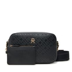 Torebka Tommy Hilfiger. Czarne listonoszki Tommy Hilfiger, bez wzorów, bez dodatków. Za 349.99 zł.