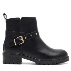 Botki JENNY. Czarne botki Jenny, bez wzorów, bez obcasa, na płaskiej podeszwie, bez zapięcia. Za 127.99 zł.