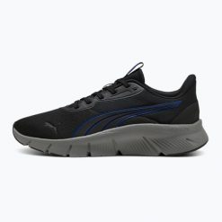 Buty do biegania PUMA Flexfocus Lite Modern Woven. Czarne buty do biegania Puma, bez wzorów, bez zapięcia, do biegania. Za 179.99 zł.