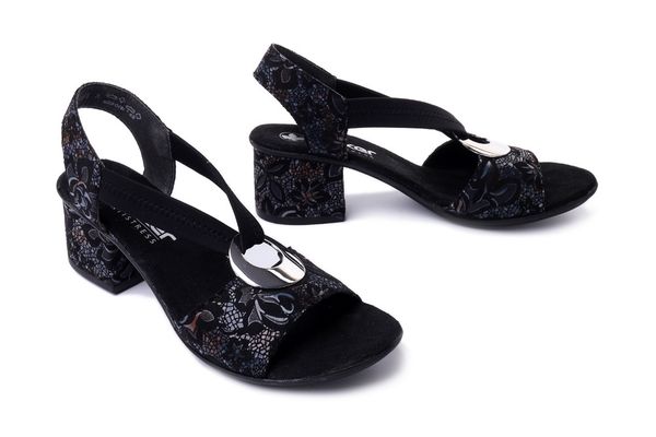 RIEKER 64683-91 black, sandały damskie. Czarne sandały Rieker, bez wzorów, z gumy, bez obcasa, na obcasie, bez zapięcia. Za 289.90 zł.