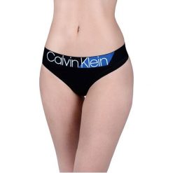 Calvin Klein Damskie stringi w Black majteczki. w / commodore blue QF4937E-001 (rozmiar S). Czarne stringi Calvin Klein, bez wzorów. W wyprzedaży za 80.00 zł.