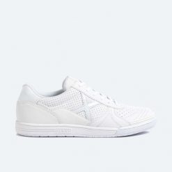 Buty sportowe Munich 3111207 uniseks. Białe buty treningowe munich, na lato, bez wzorów, z materiału, bez zapięcia, do piłki nożnej. Za 360.40 zł.