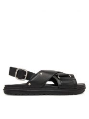 EMU Australia Sandały Faye W13246 Czarny. Czarne sandały Emu Australia, bez wzorów, ze skóry, bez obcasa, na płaskiej podeszwie, bez zapięcia. Za 469.99 zł.