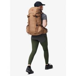 Plecak trekkingowy Fjallraven Kajka 35. Brązowe plecaki Fjällräven, bez wzorów, bez dodatków. Za 1,101.99 zł.