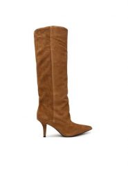 Guess Kozaki FLFLAN SUE11 Brązowy jasny. Brązowe kozaki Guess, z aplikacjami, ze skóry, bez obcasa, na szpilce, bez zapięcia. Za 1,059.00 zł.