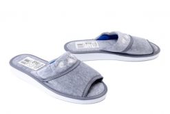 METEOR 054 HALINA szary, kapcie damskie. Szare kapcie Meteor, bez wzorów. Za 35.99 zł.