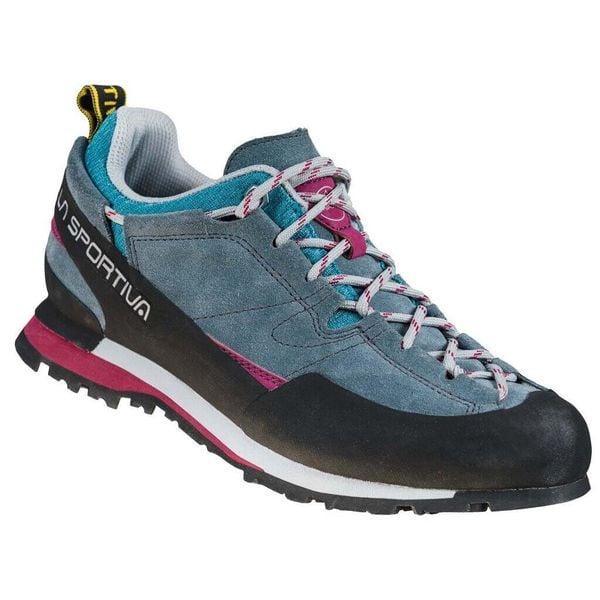 Buty podejściowe damskie La Sportiva Boulder X. Czerwone buty trekkingowe La Sportiva, bez zapięcia. Za 608.99 zł.