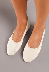 Beżowe Balerinki z Elastyczną Cholewką Lililena. Brązowe baleriny Born2be, bez wzorów, eleganckie, bez obcasa, bez zapięcia. W wyprzedaży za 37.49 zł.