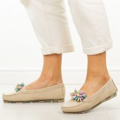 Beżowe skórzane mokasyny damskie Filippo Dp7809/26. Brązowe mokasyny Filippo, bez wzorów, z jeansu, z okrągłym noskiem. Za 219.00 zł.