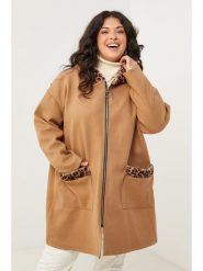 Curvy Lady Płaszcz przejściowy w kolorze jasnobrązowym rozmiar: 44/46. Brązowe płaszcze Curvy Lady, bez wzorów, klasyczne, bez kaptura. Za 108.99 zł.
